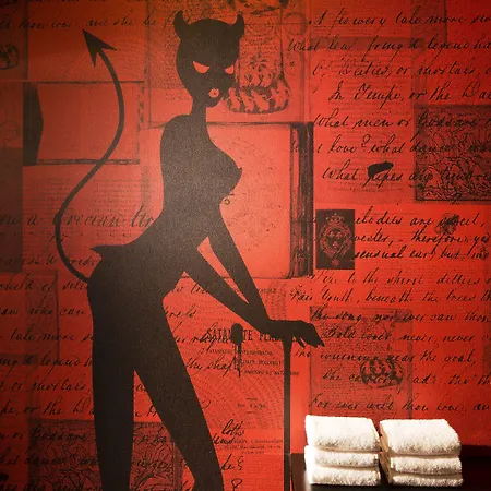 Vice Versa Hotel 4*